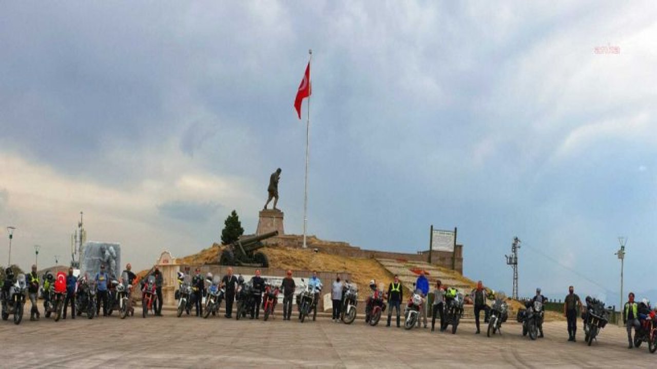 MOTOSİKLET GÖNÜLLÜLERİ BÜYÜK TAARRUZ'U SÜVARİLERİN İZİNDEN GİDEREK ANACAK