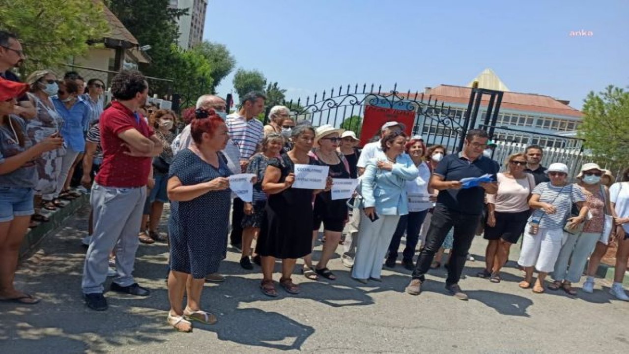 İZMİR'DE YIKIM KARARI ALINAN ATAKENT ANADOLU LİSESİ'NİN ÖĞRENCİ VELİLERİ TEPKİLİ: "BAĞIMSIZ BİLİRKİŞİ HEYETİ İSTİYORUZ"