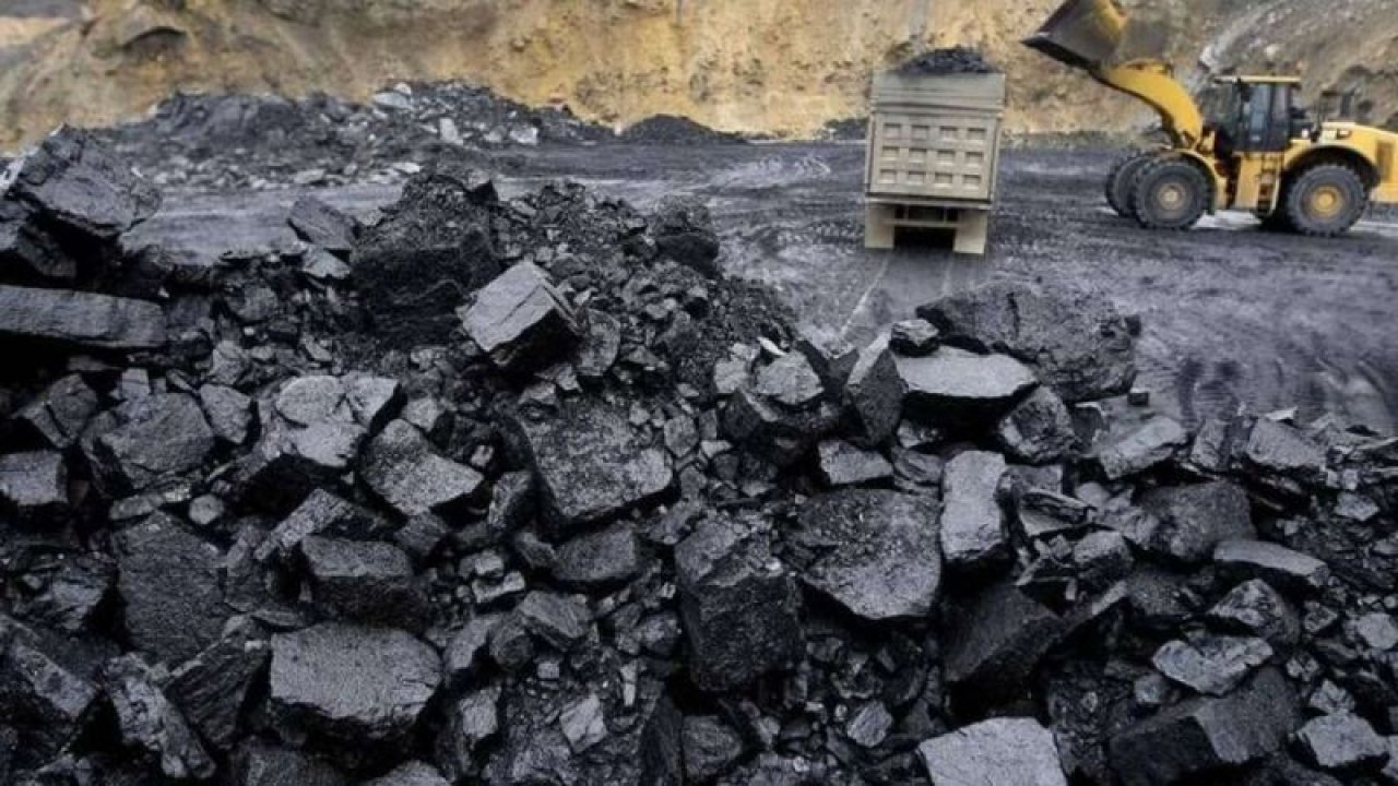 AB, Rusya'dan kömür ithalatına dur dedi