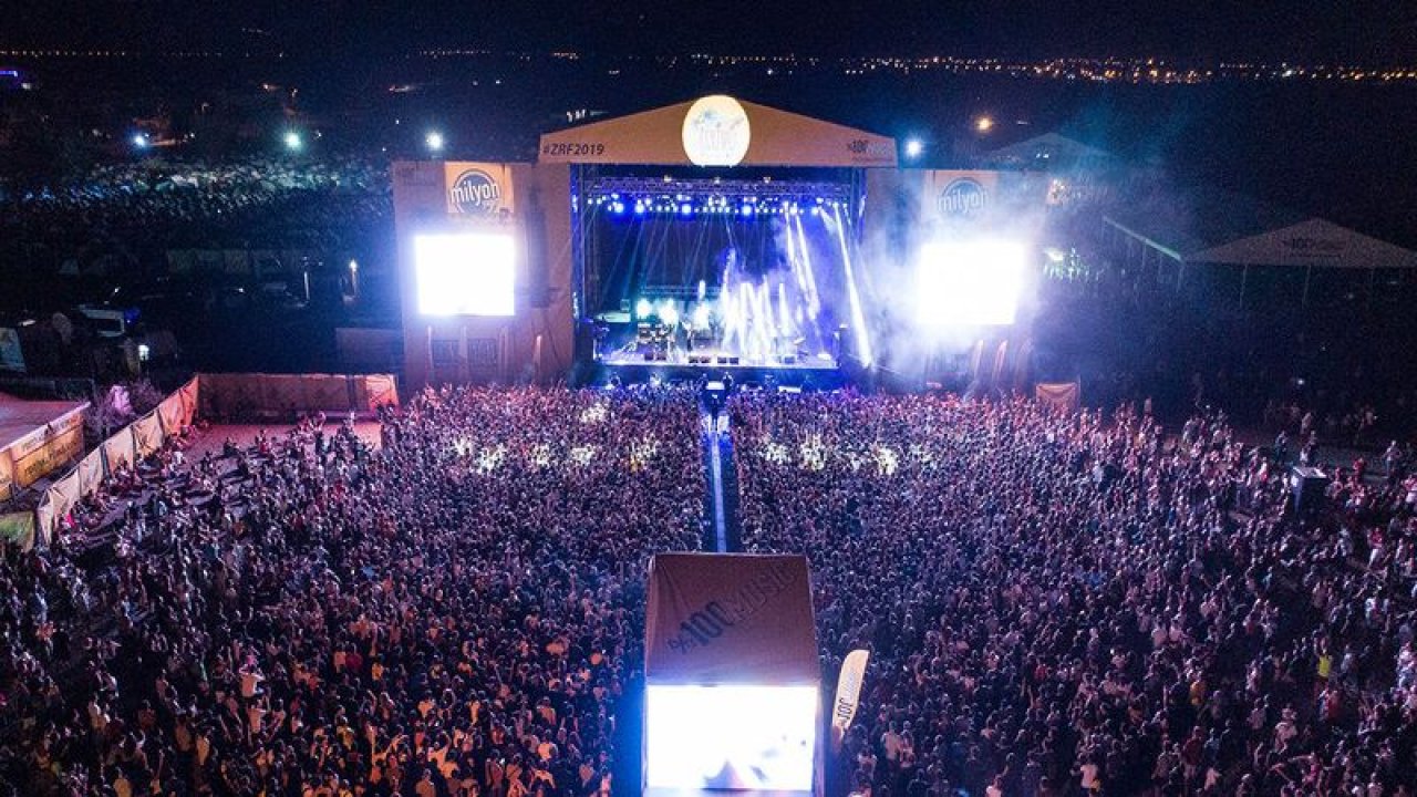 Zeytinli Rock Festivali'nin yapımcısından flaş açıklama