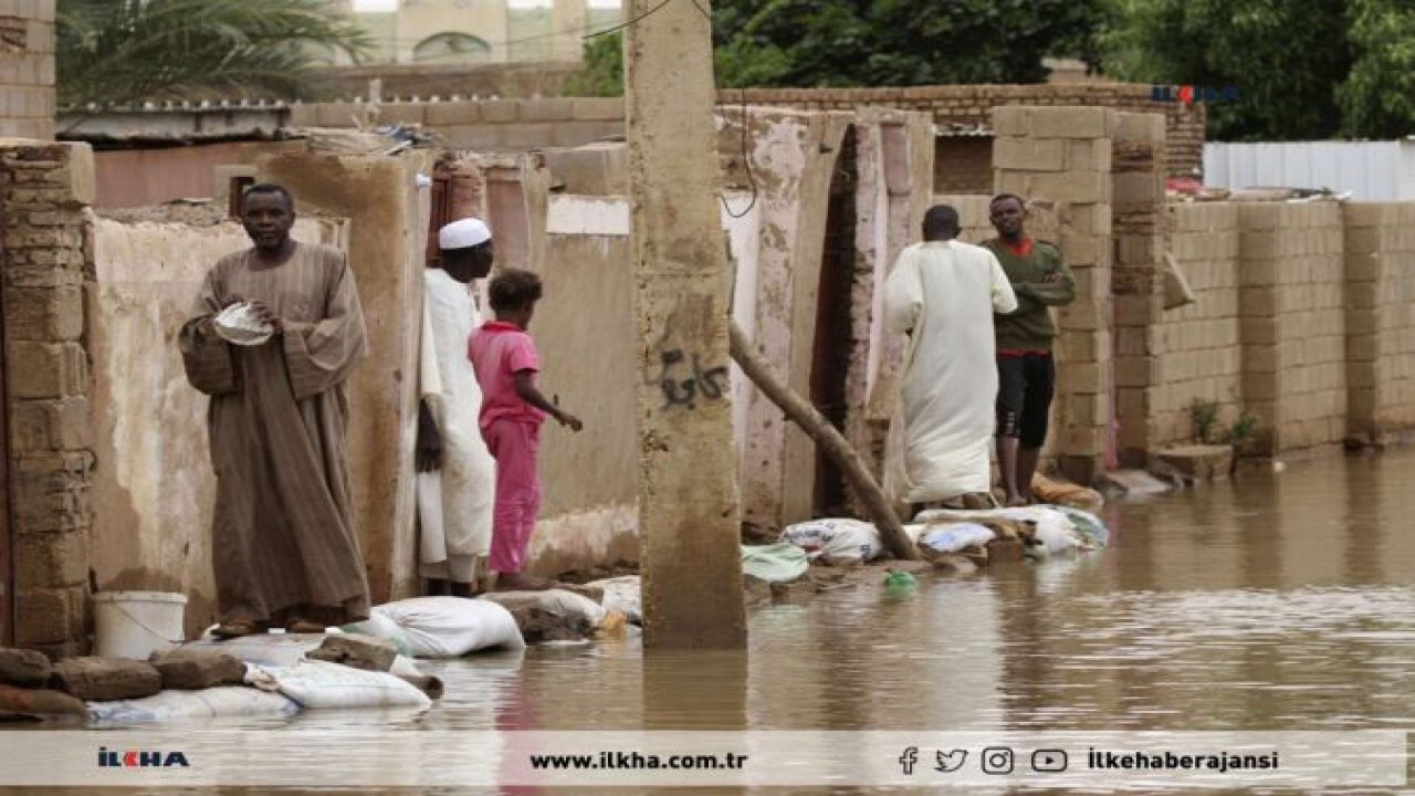 Sudan'da sel nedeniyle binlerce ev yıkıldı: 51 ölü