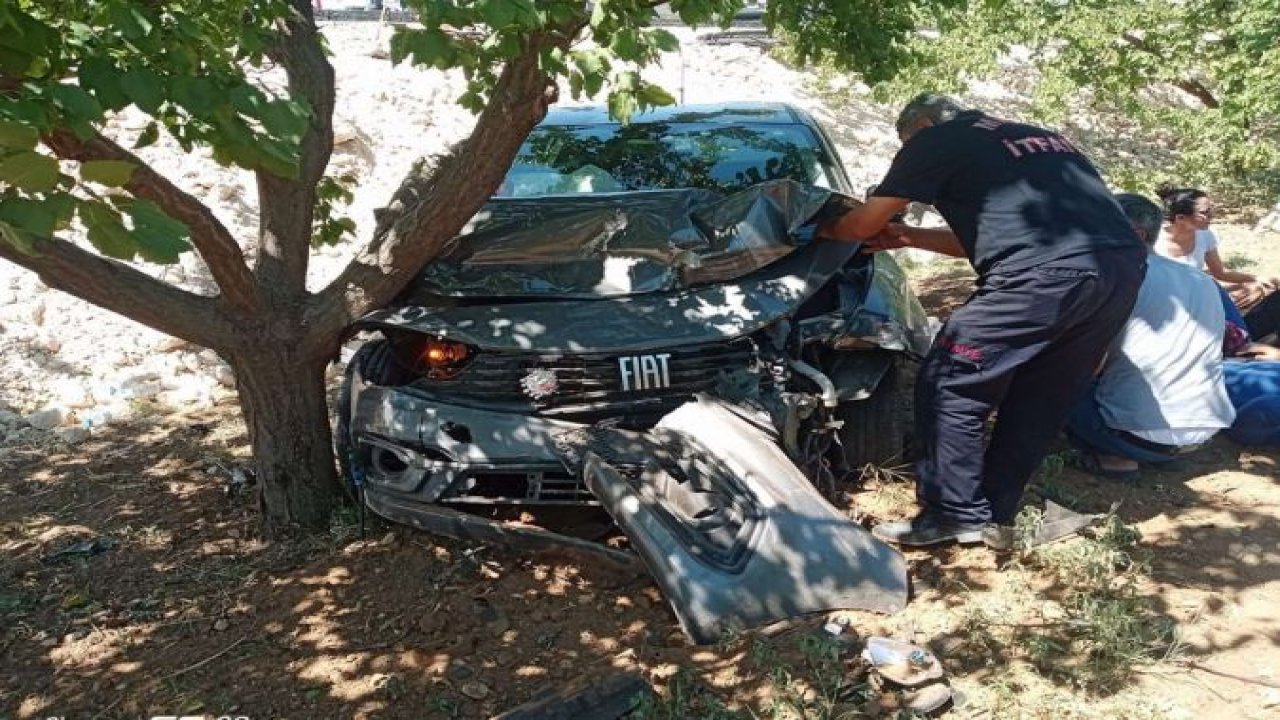 Malatya'da 2 aracın karıştığı kazada 12 yaralandı