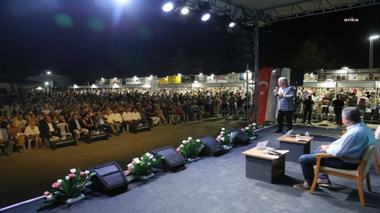 BÜLENT KUŞOĞLU: “TÜRKİYE CUMHURİYETİ YIKILMAMIŞTIR. TEKRAR DEVRALACAĞIZ 100. YILINDA. TEKRAR AYAĞA KALKACAĞIZ. BUNA İNANIN”