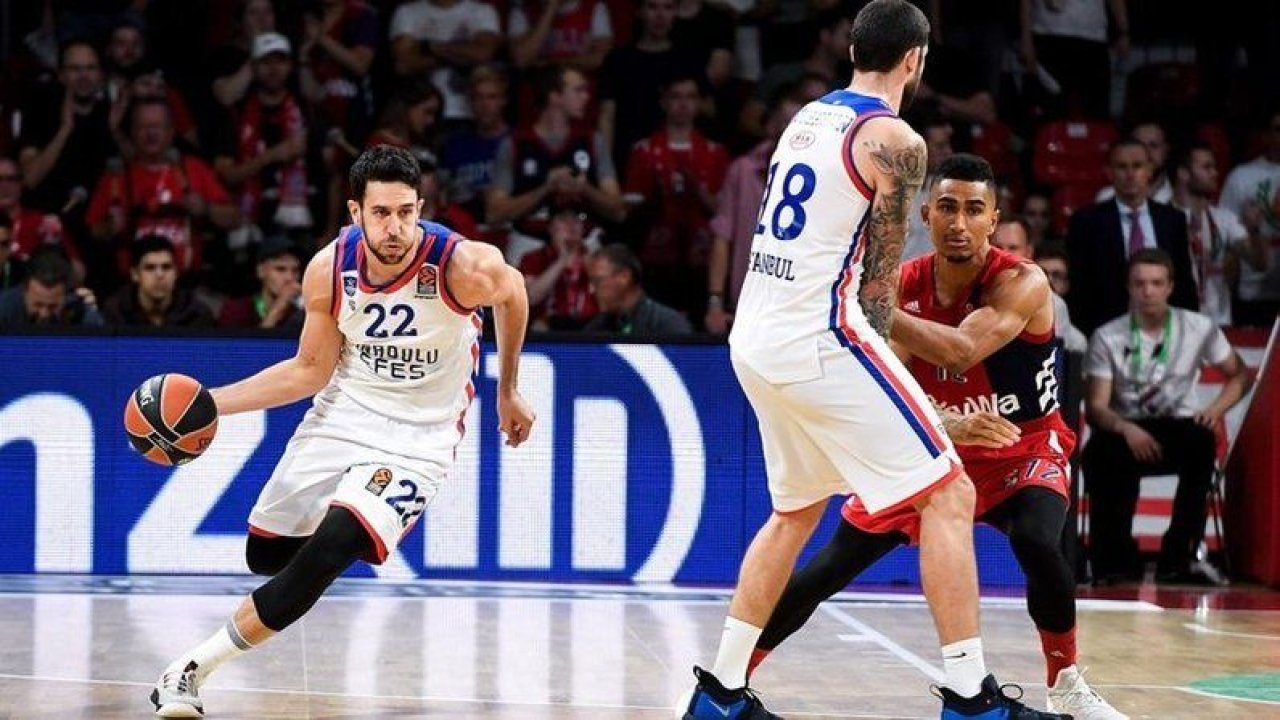 Anadolu Efes'ten Euroleague'e harika başlangıç