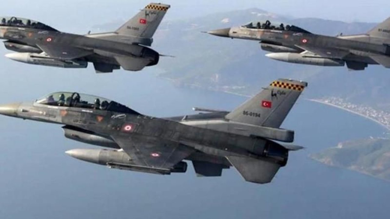 Yunanistan'ın provokasyonları bitmiyor! Şimdi de Türk F-16'ları taciz etti!