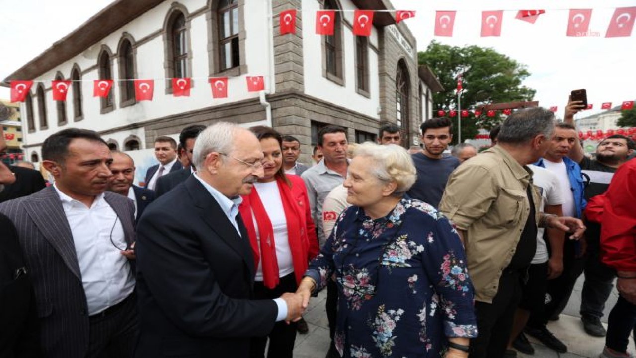 KILIÇDAROĞLU AFYONKARAHİSAR’DA, DEMOKRAT PARTİ GENEL BAŞKANI GÜLTEKİN UYSAL İLE BİR ARAYA GELDİ