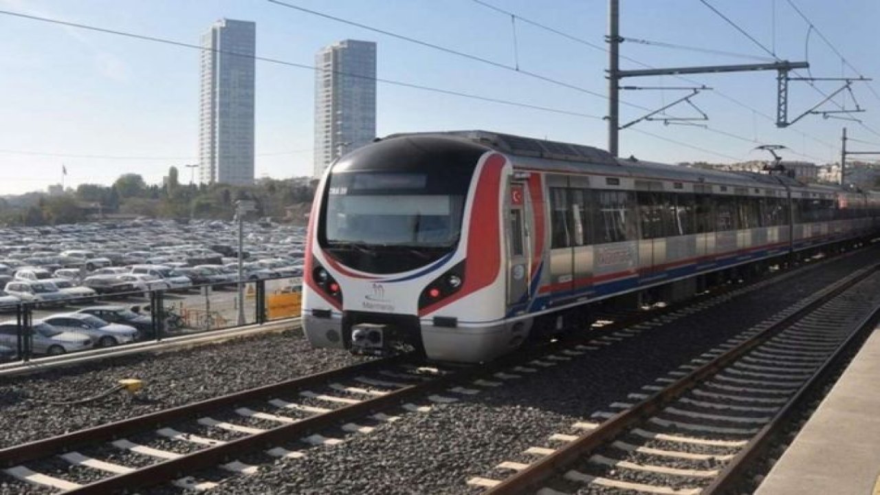 Hafta sonu Marmaray seferleri saati uzatıldı