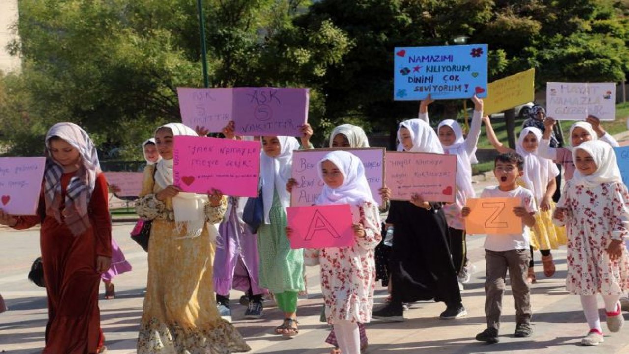 Şanlıurfa'da "Hayat Namazla Güzeldir" etkinliğine yoğun katılım