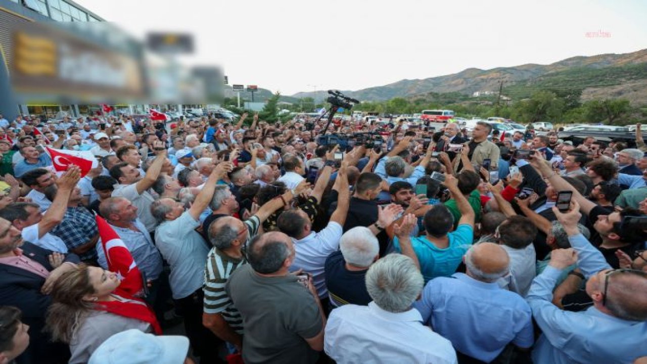 KILIÇDAROĞLU, AMASYA’DA KONUŞTU: “BAŞKALARI NE DERSE DESİN BU GÜZEL ÜLKEYE DEMOKRASİYİ GETİRMEK BİZİM BOYNUMUZUN BORCUDUR”