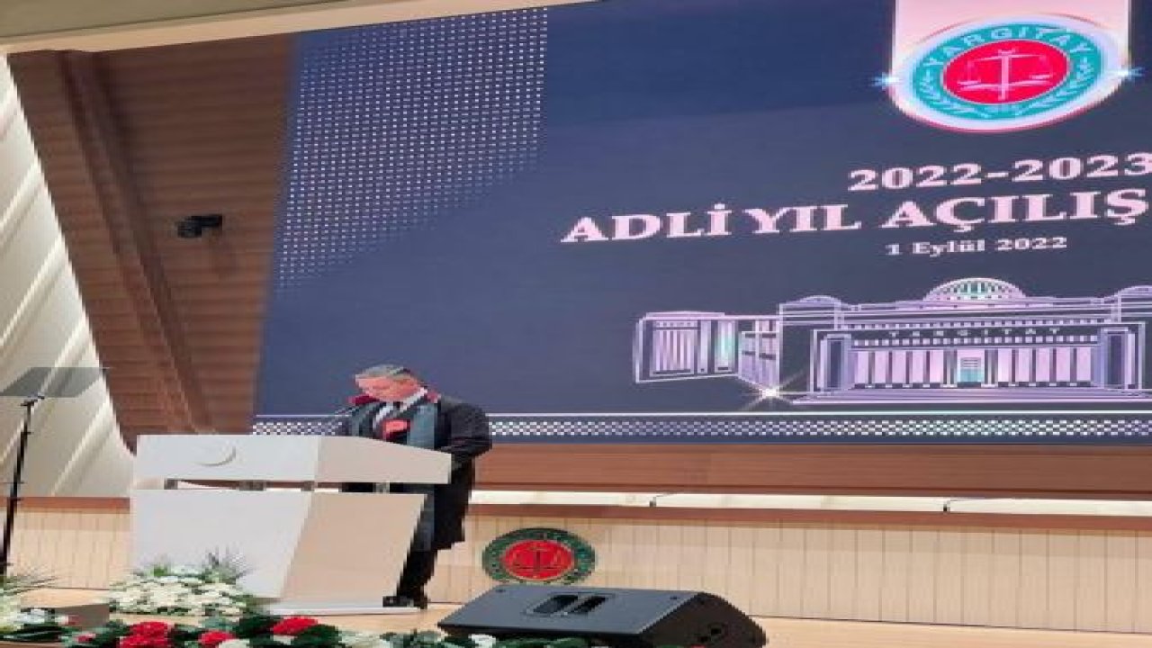 TBB BAŞKANI SAĞKAN ADLİ YIL AÇILIŞ TÖRENİNDE KONUŞTU: "BİZLER CÜPPELERİNİ YERİ GELDİĞİNDE TAHAKKÜMÜN KARŞISINDA KALKAN YAPAN AVUKATLARIZ"