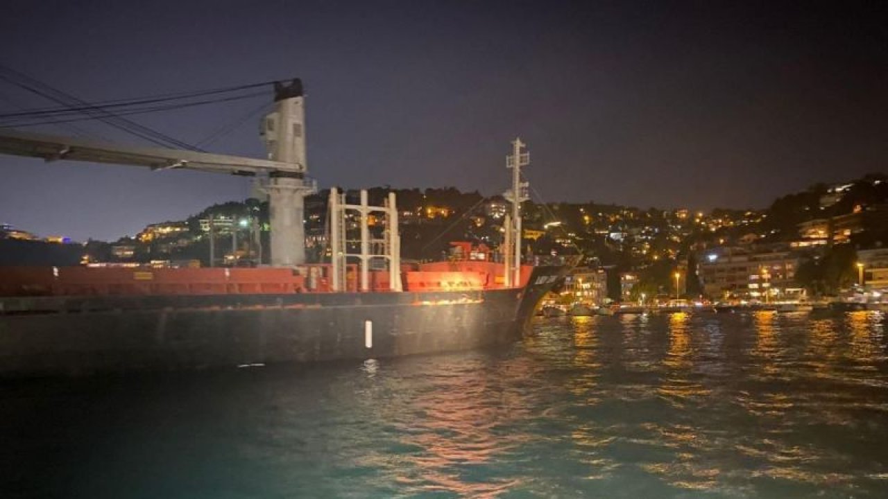 Ukrayna'dan gelen gemi İstanbul Boğazı'nda karaya oturdu! Deniz trafiği tamamen durdu