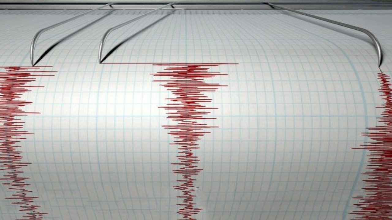 Afganistan'da 4,9 büyüklüğünde deprem