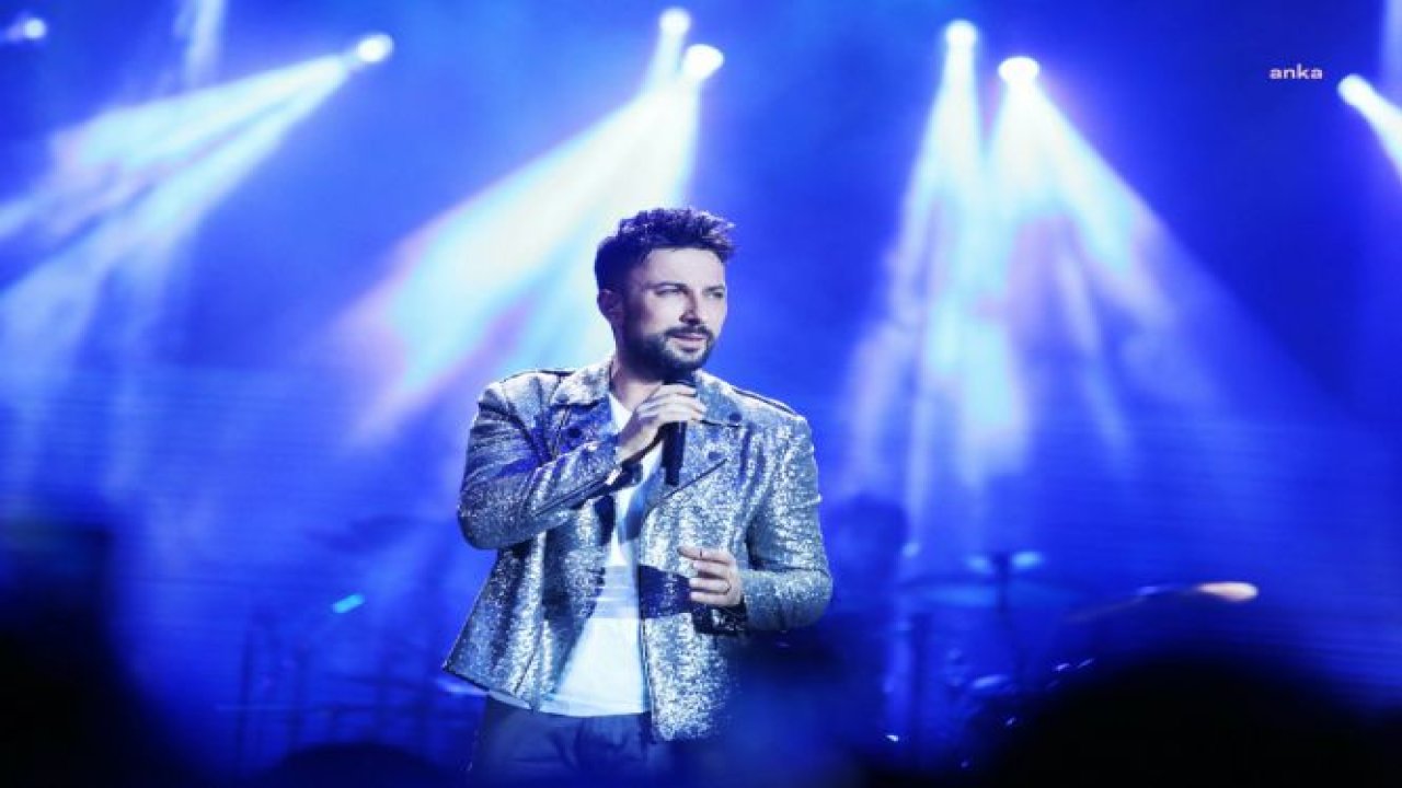 TARKAN: “İZMİR’E GİDERKEN SAHNEMİN YIKILDIĞI HABERİNİ ALDIM. ÇOK ÜZÜLDÜM AMA CAN KAYBI VE YARALI OLMAMASINA ÇOK SEVİNDİM. HERKESE ÇOK GEÇMİŞ OLSUN”