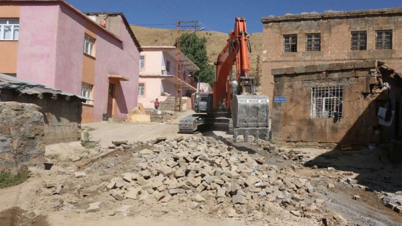 Bitlis Belediyesinin çalışmaları devam ediyor