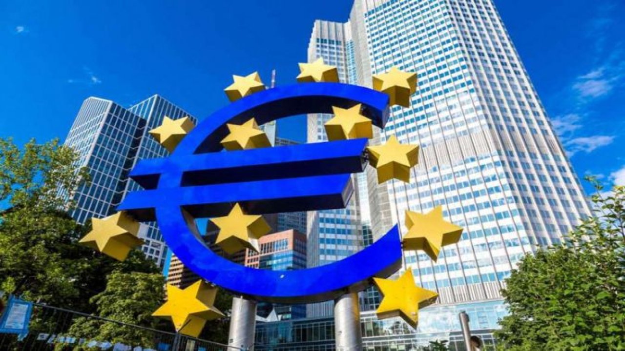 ECB'den rekor enflasyona karşı rekor faiz artırımı