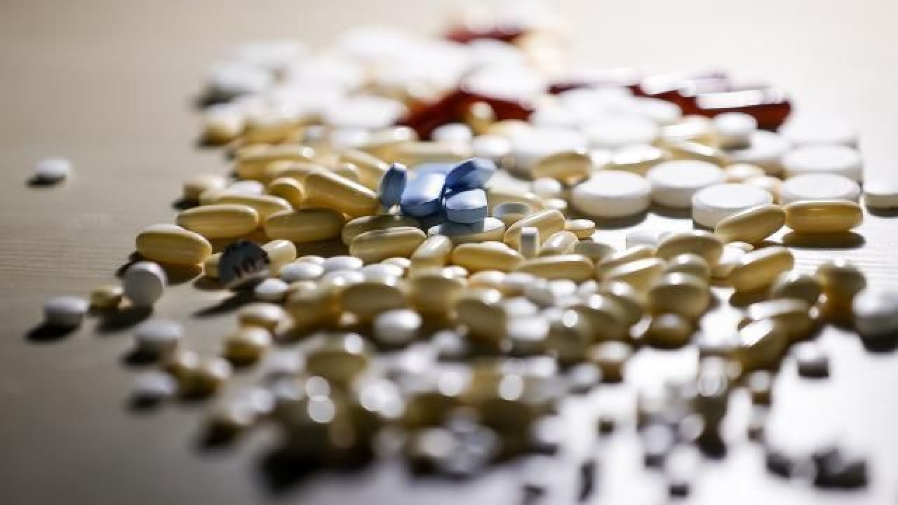 İlaç sıkıntısı Meclis'e taşındı: "Yüzlerce ilaç temin edilemiyor"