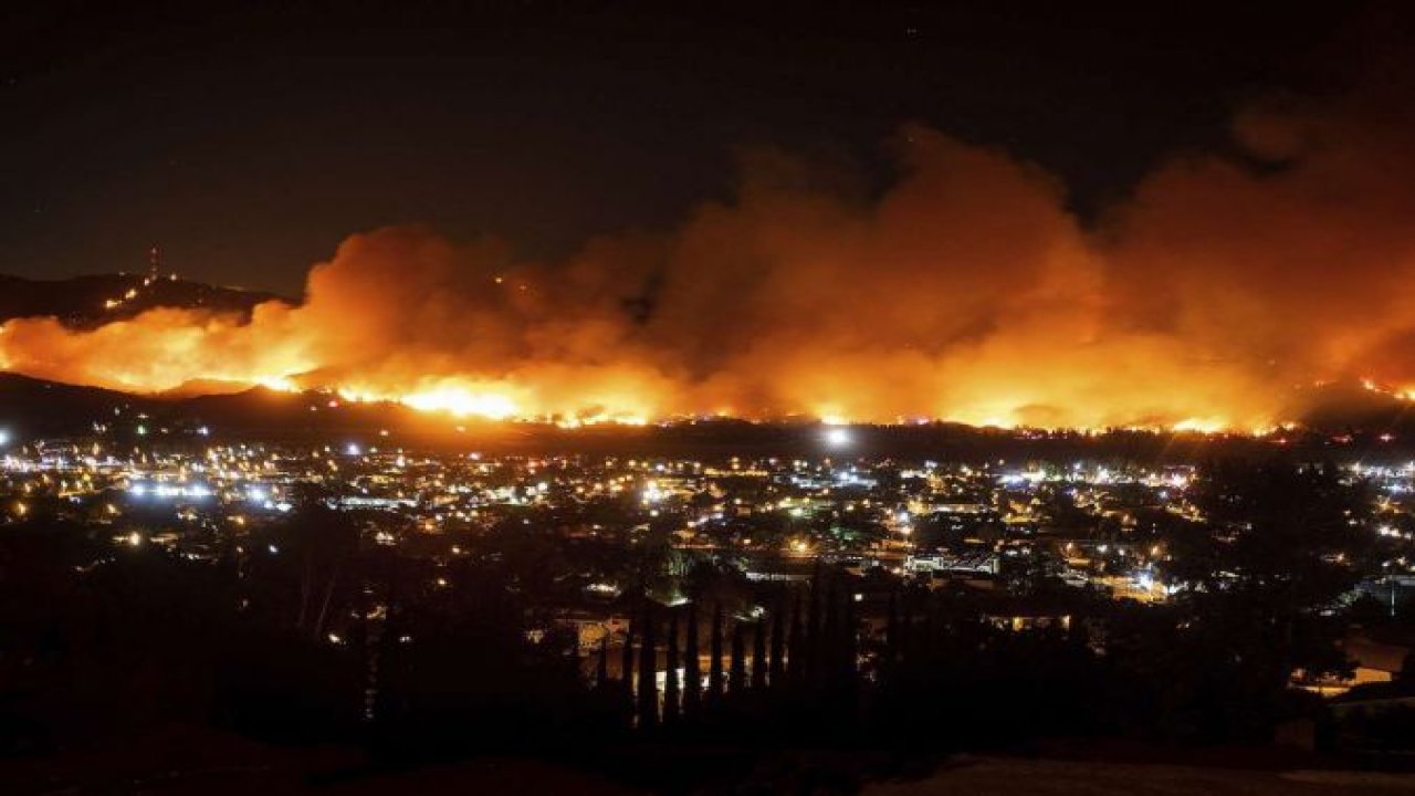 California'da orman yangını: 11 binden fazla kişi tahliye edildi