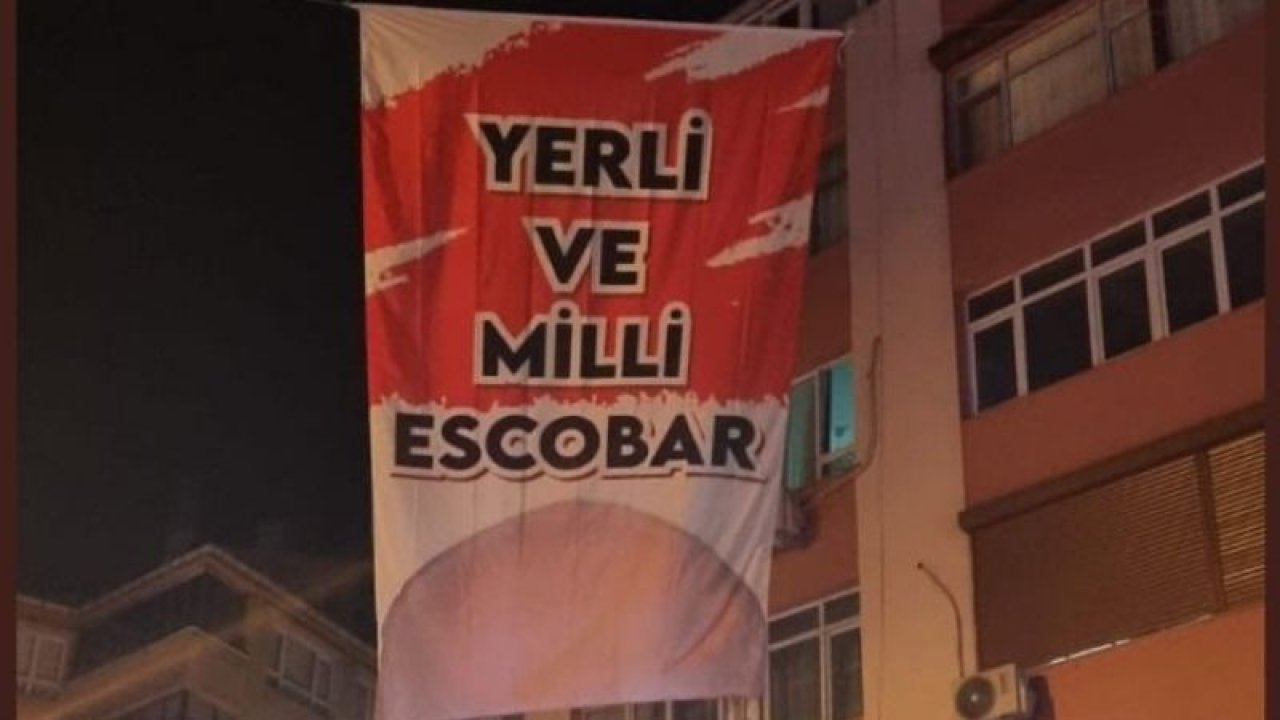 Zafer Partisi'nden İstanbul'u karıştıran pankart! Polis apar topar indirdi