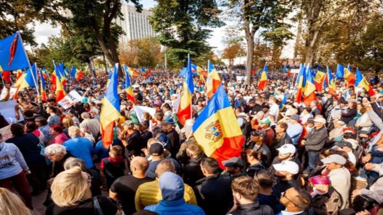 Moldova'da hükümet karşıtı protesto