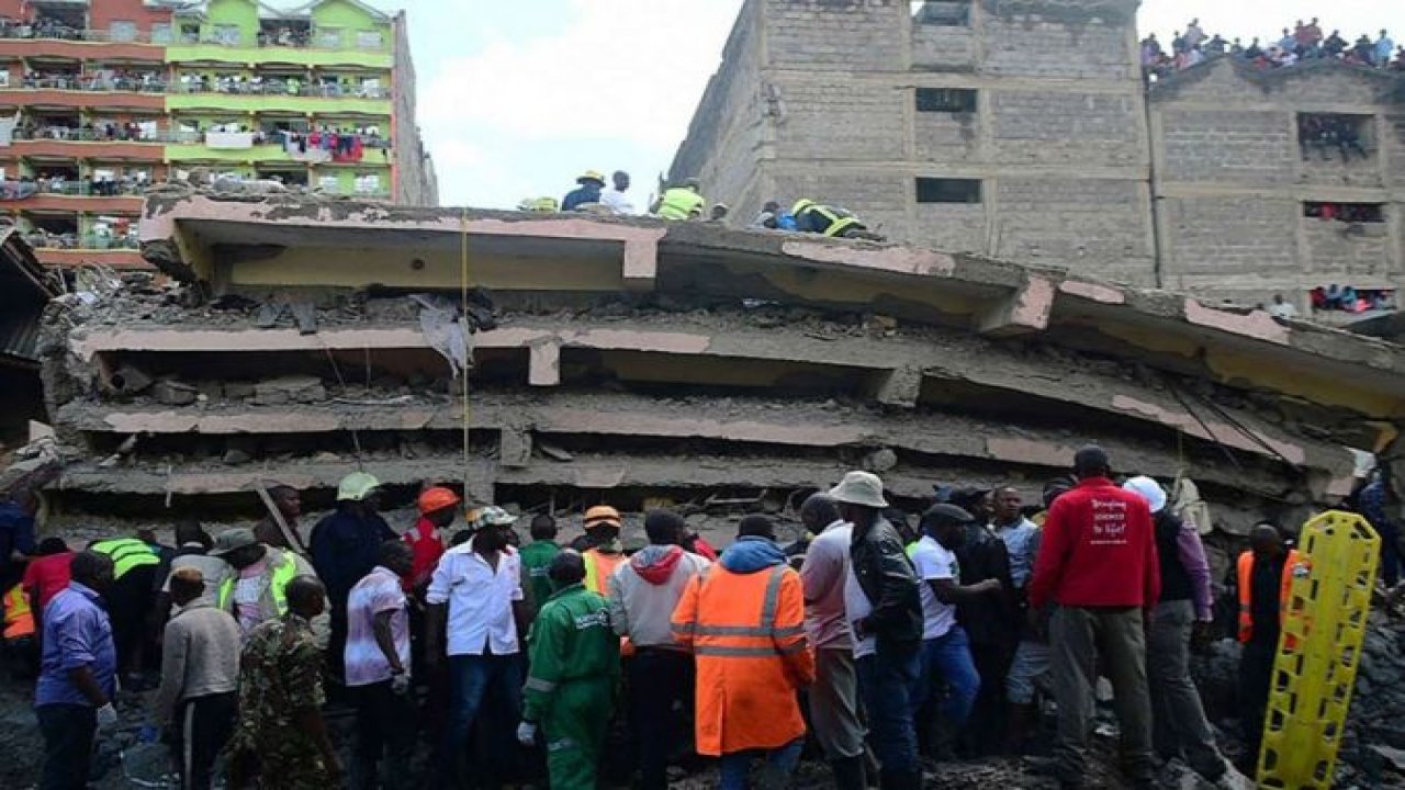 Kenya'da 6 katlı bina çöktü: 6 ölü, 4 yaralı