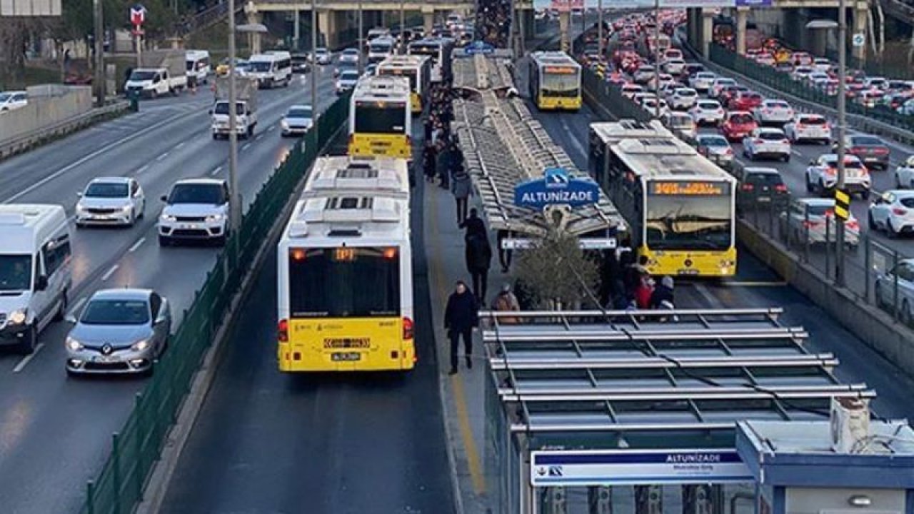 İstanbullular merak ediyordu! Yılbaşında toplu ulaşım ücretsiz mi?