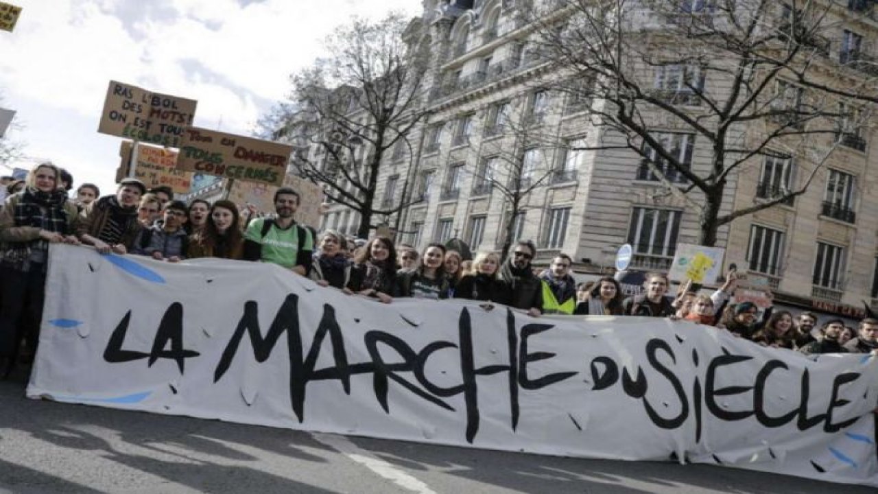 Fransa'da hayat pahalılığı protesto edildi