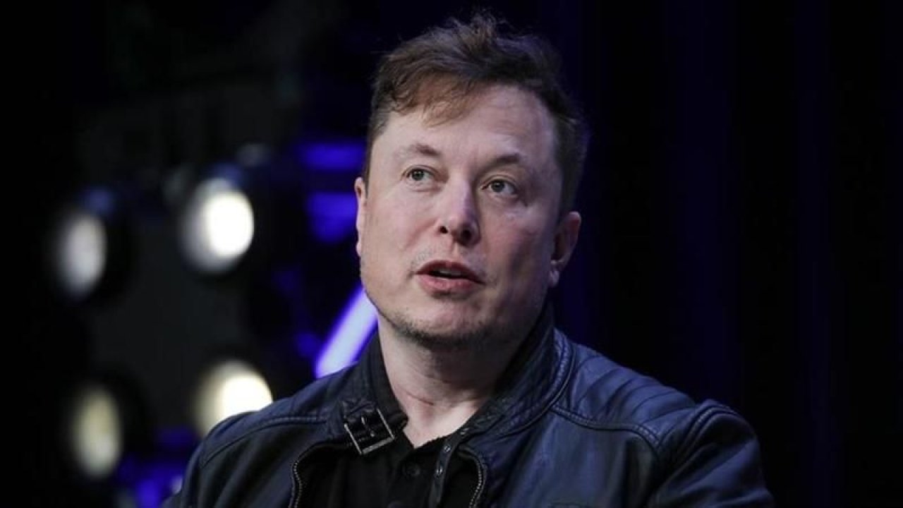 Elon Musk Twitter'ı aldı! Sözleri ise çok dikkat çekti! " İnsanlığa yardım etmek için aldım"