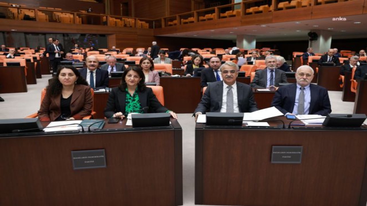 PERVİN BULDAN'DAN İKTİDARA "BÜTÇE" ELEŞTİRİSİ: "YANDAŞLARINIZIN BESLENME ÇANTASINDA YOK YOK, AMA ÇOCUKLAR OKULA AÇ GİDİYOR"