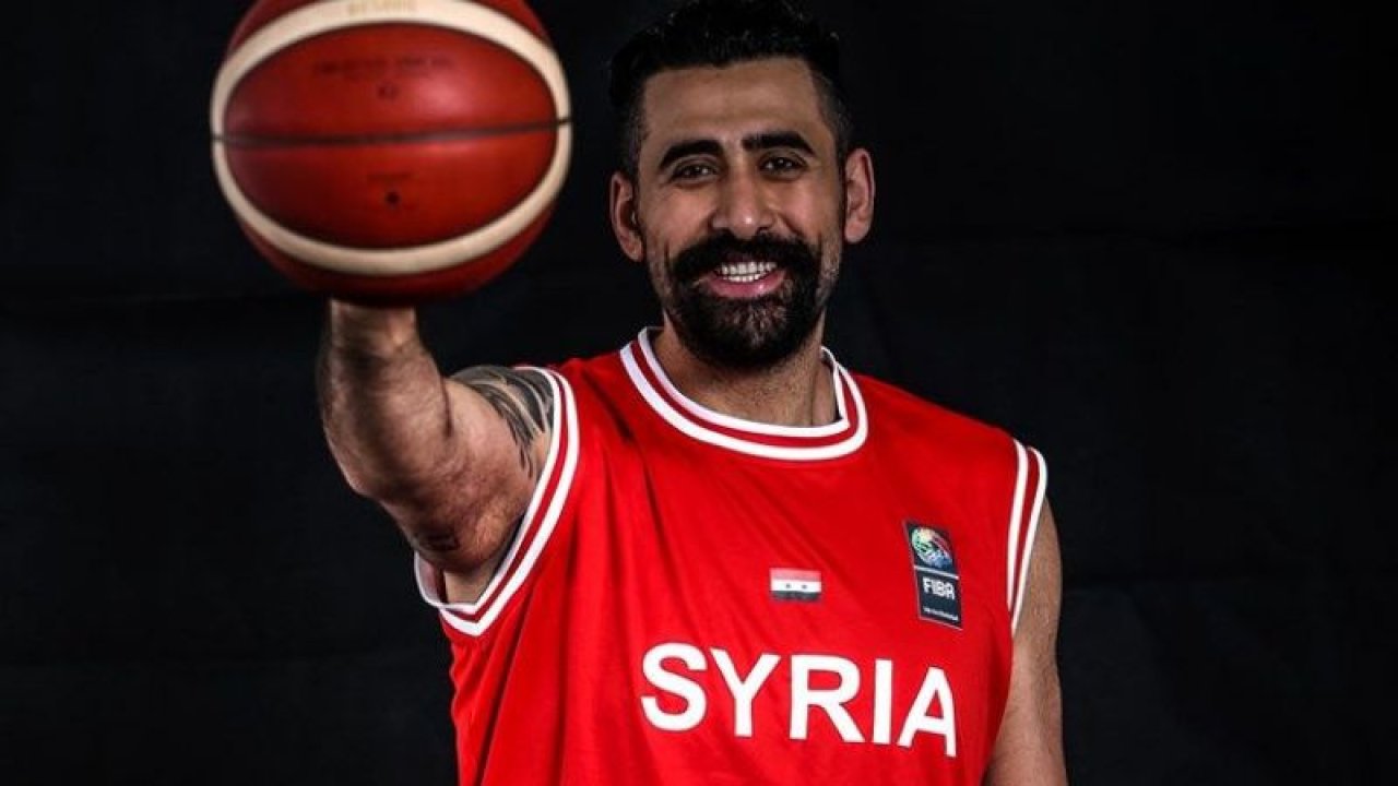 Suriye'de forma giyen Türk basketbolcu Canpolat: Sosyal medya üzerinden teklif aldım, arkadaşlarım şaka yapıyor sandım