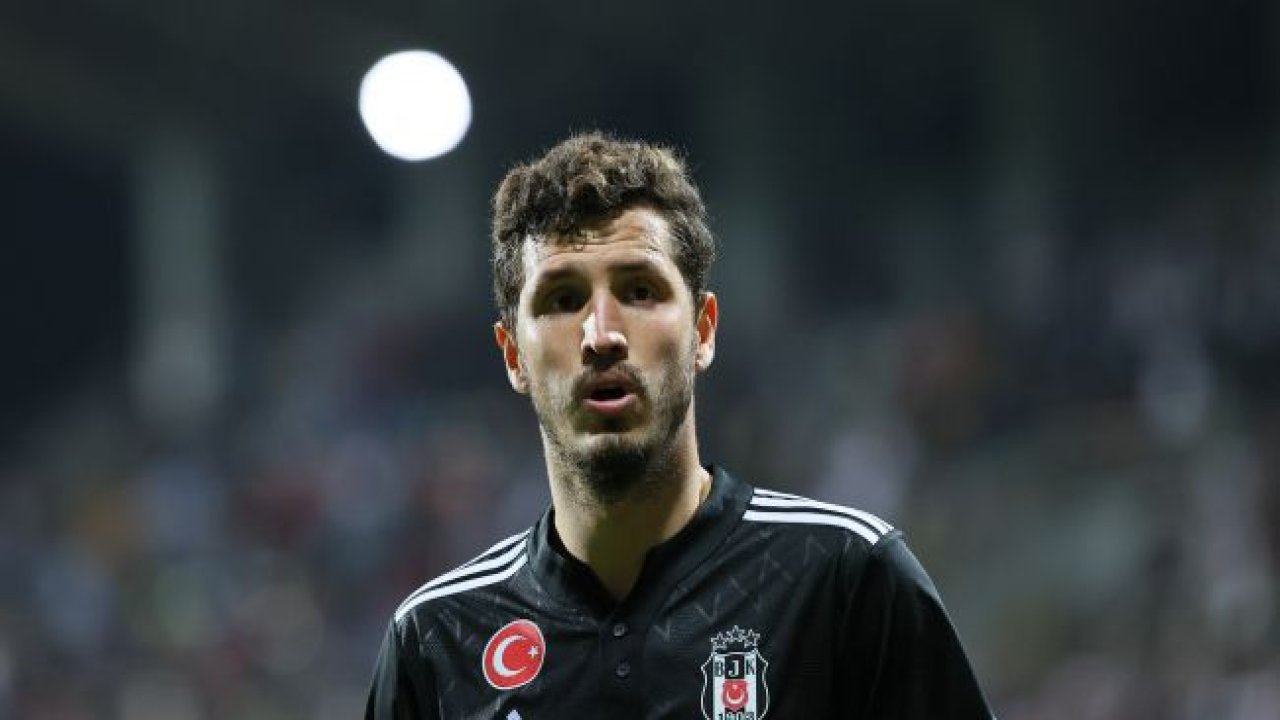 Beşiktaş'a bir kötü haber de Salih Uçan'dan geldi