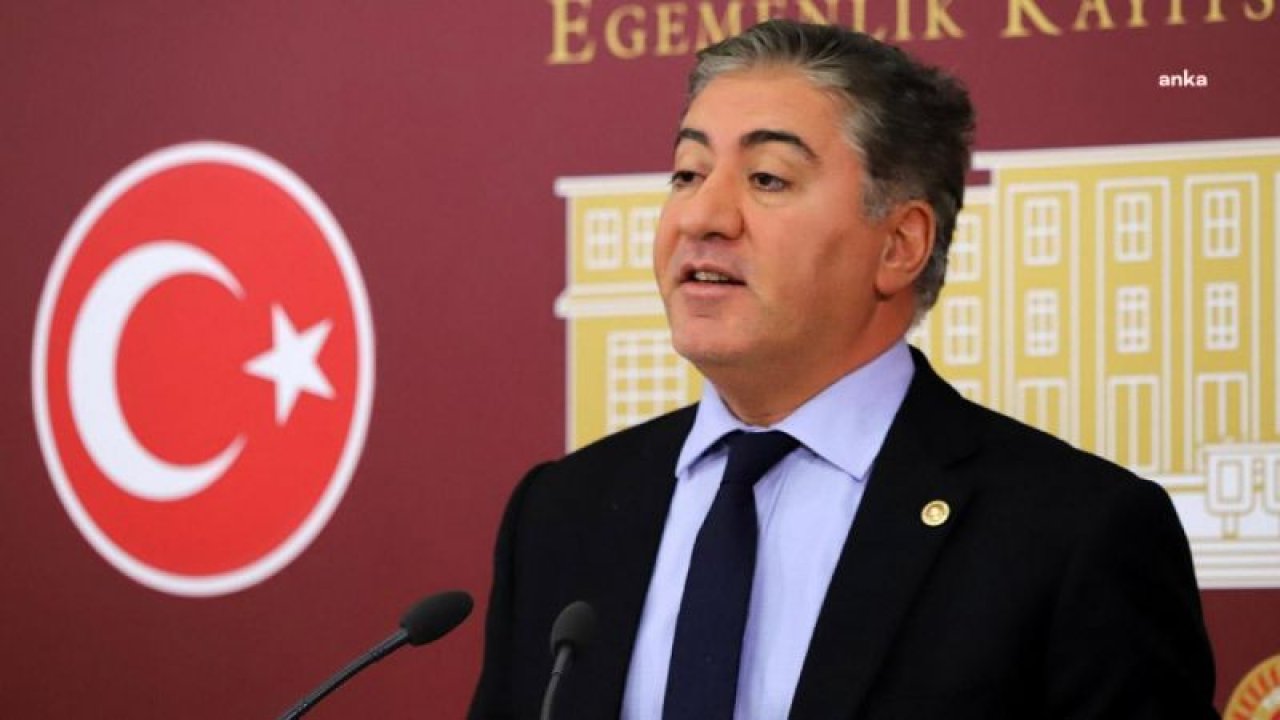 MURAT EMİR'DEN ANAYASA DEĞİŞİKLİĞİ TEKLİFİ GÖRÜŞMELERİNE ÜROLOG ÇAĞRILMASINA TEPKİ: "RUH SAĞLIĞINI KORUMAK, CİNSEL KİMLİK ÜROLOJİNİN ALANI MIDIR?"