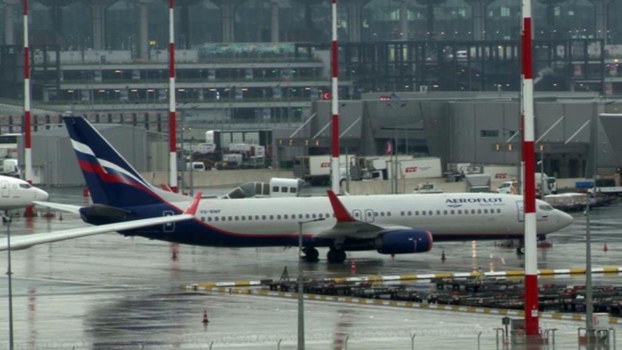 Yunanistan'ın hava sahasına sokmadığı Rus uçağı İstanbul'da kaldı