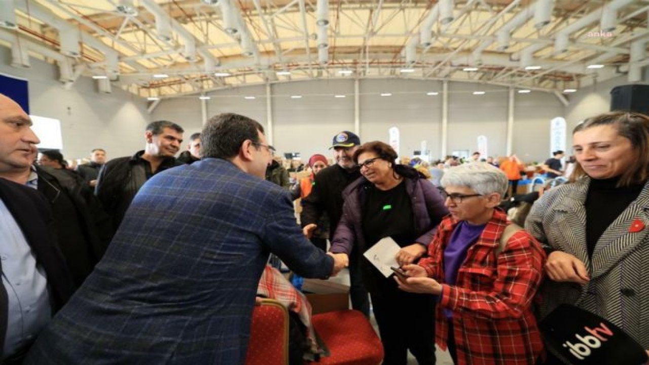 İMAMOĞLU, YENİKAPI'DAKİ İBB YARDIM MERKEZİ'Nİ ZİYARET ETTİ: “BÖYLESİ BİR AFETTE İLETİŞİM HATTINA DÜŞMANLIK EDEN, BU ÜLKEYE VE İNSANINA KÖTÜLÜK YAPIYOR, HUKUKEN HESAP VERMELİ"