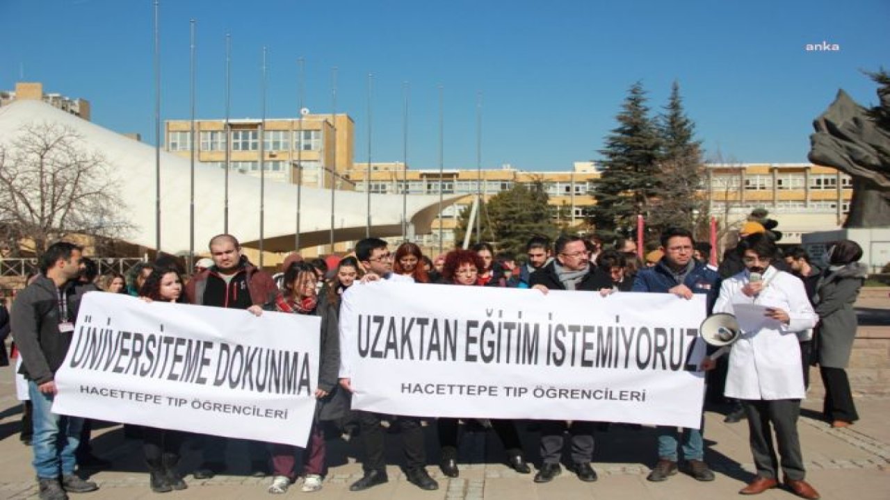 HACETTEPE TIP FAKÜLTESİ ÖĞRENCİLERİNDEN 'UZAKTAN EĞİTİM' TEPKİSİ: “BİLİMİN AYDINLATTIĞI ÜNİVERSİTELERİMİZDE, YÜZ YÜZE EĞİTİME DEVAM EDİLMESİNİ İSTİYORUZ”