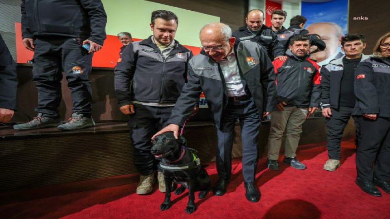 KILIÇDAROĞLU: DEVLET DEDİĞİNİZ KURUMUN OLMADIĞINI, YOK EDİLDİĞİNİ GÖRÜYORSUNUZ. 21. YÜZYILDA İNSANLAR, ‘DEVLET NEREDE’ DİYE BAĞIRIYORSA, DEVLET NEREDE DİYE HAYKIRIYORLARSA; ASLINDA DEVLETİN YOK OLDUĞUNUN BİZE SÖYLENDİĞİ SÖYL