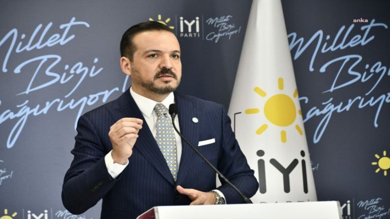 KÜRŞAD ZORLU: “İYİ PARTİ'Yİ KORKUYLA SINAMAYA KALKANLAR, KENDİLERİ BİR KORKU TÜNELİNE GİRMİŞ DEMEKTİR. BU TÜNELİN UCUNDA 14 MAYIS VAR, HESAP VERME KORKUSU VAR”