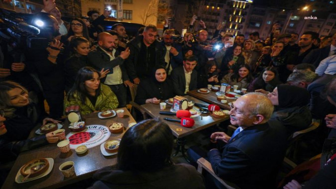 KEMAL KILIÇDAROĞLU İLE TRABZONLU GENÇLER ARASINDA ‘MARTENİÇKA BİLEKLİĞİ’ DİYALOĞU: “DİLEĞİ BİLİYORSUNUZ ZATEN. HEPİMİZİN BİLDİĞİ SIR”