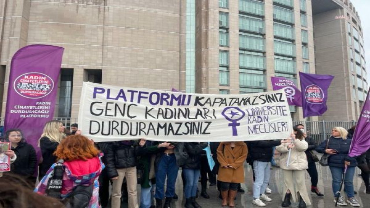 KADIN CİNAYETLERİNİ DURDURACAĞIZ PLATFORMU'NA AÇILAN KAPATMA DAVASI... KADINLAR ADLİYE ÖNÜNDE AÇIKLAMA YAPTI: "14 MAYIS'TAKİ SEÇİMDE 6284 DİYEREK OYLARIMIZI KULLANACAĞIZ"