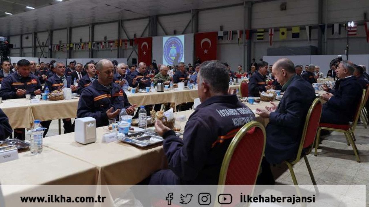 Cumhurbaşkanı Erdoğan tersane işçileriyle iftarda bir araya geldi