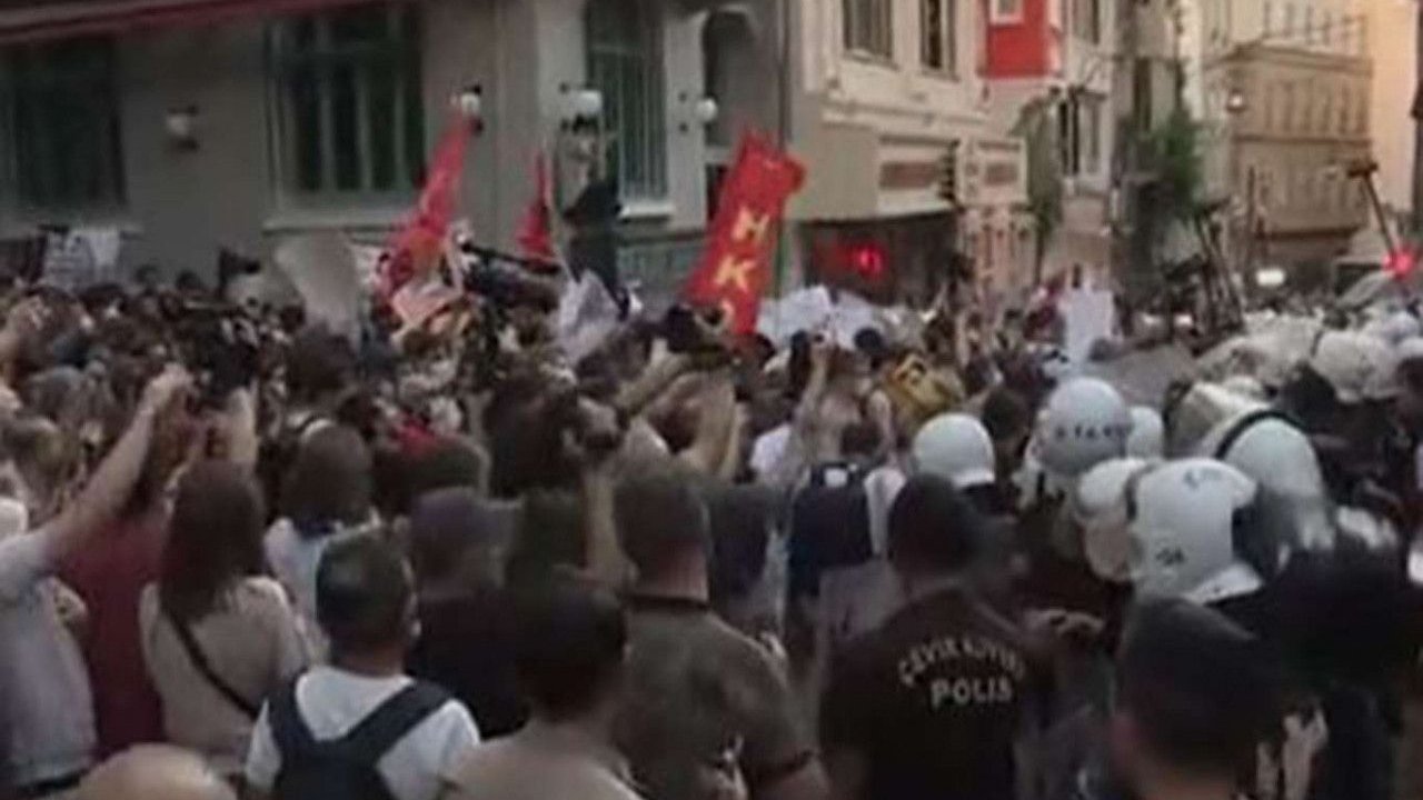 Taksim'e yürümek isteyen gruba polis müdahale etti: 170 gözaltı