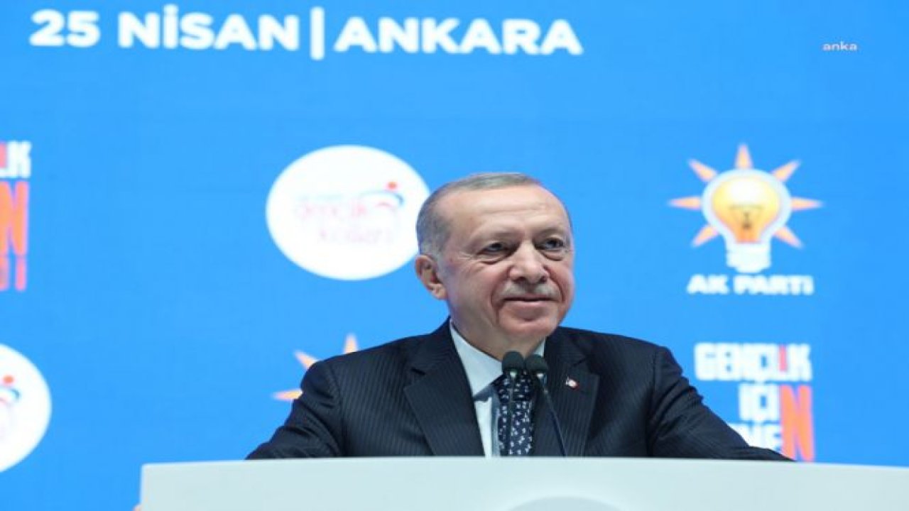 ERDOĞAN: "BEN ALEVİYİM’ DİYOR. SAYGI DUYARIM, ALEVİ OLSUN. BİZ SENİN ALEVİ OLMANDAN RAHATSIZ DEĞİLİZ Kİ. BAYRAM DEĞİL SEYRAN DEĞİL YA, BUNU SÖYLEMENİN ANLAMI NE?