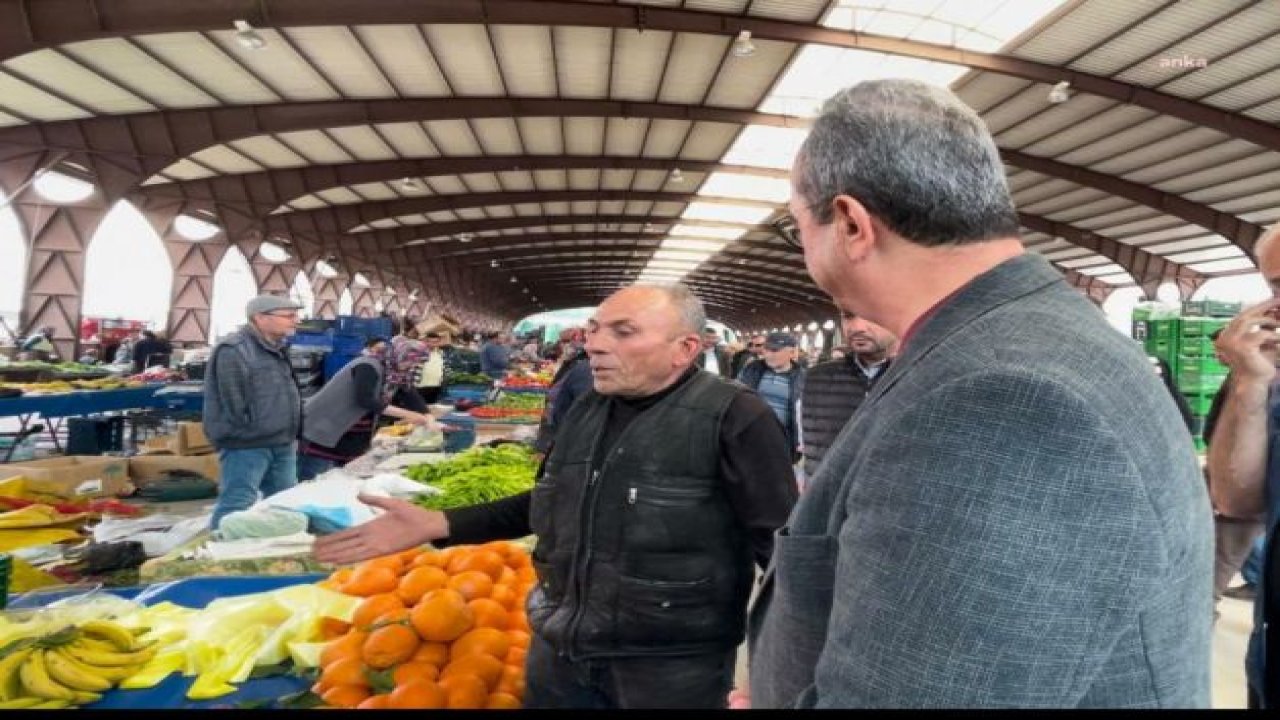 BÜLENT TEZCAN: “SÜLEYMAN SOYLU GELSİN ÇİNE PAZARINI GEZSİN BAKALIM, KİMMİŞ DARBECİ?”