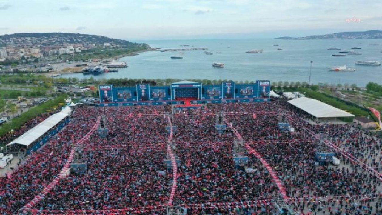 MİLLET İTTİFAKI İSTANBUL MİTİNGİ… AKŞENER: “YEŞİLDAĞ AİLESİNİN FERDİ BİR KASET YAYINLADI. BİZE SÖVMEK YERİNE BU VİDEOYU SORGULA BAKALIM. BU BİR MİLYAR DOLAR KİMİN CEBİNE GİRMİŞ? ALİ YEŞİLDAĞ’IN İDDİASINA GÖRE SENİN”