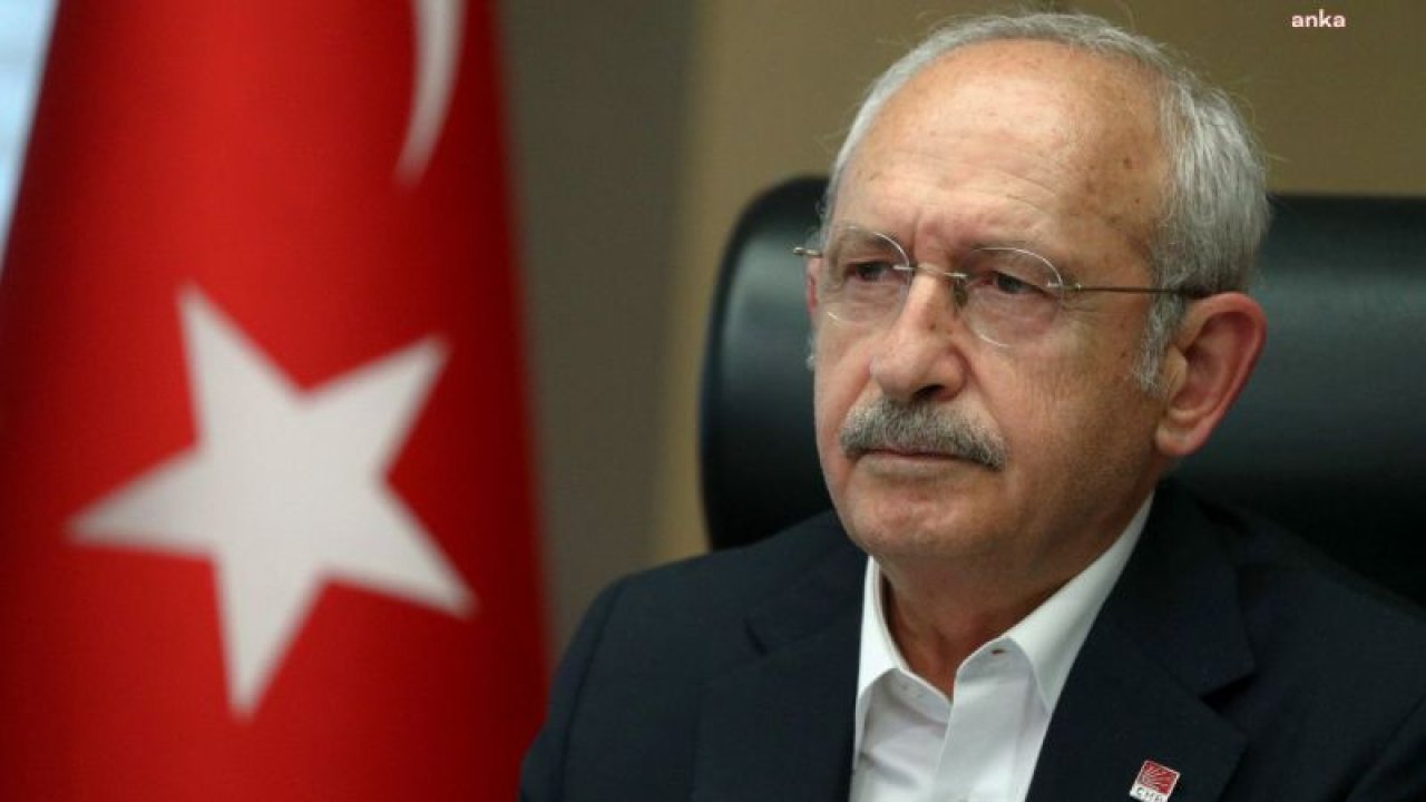 SAKARYA’DA KILIÇDAROĞLU’NUN OLDUĞU SEÇİM OTOBÜSÜNE, 15-17 YAŞLARINDA BİR ÇOCUK TARAFINDAN TAŞ ATILDI… KILIÇDAROĞLU’NUN ŞİKAYETÇİ OLMADIĞI ÇOCUK, SERBEST BIRAKILDI