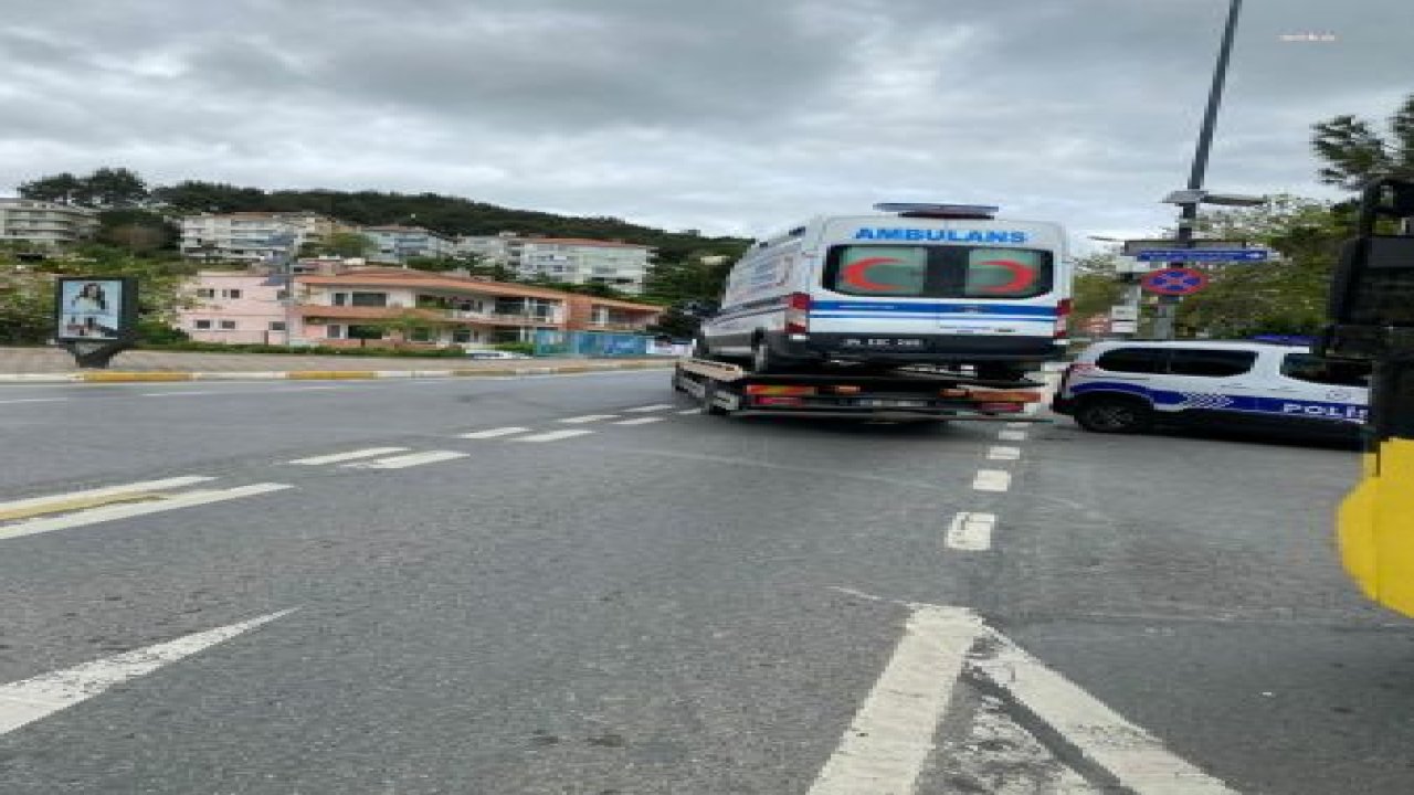 ESENYURT BELEDİYESİ'NE AİT AMBULANS AKP DÖNEMİNDEN KALMA BORÇ NEDENİYLE HASTANE ÖNÜNDE HACZEDİLDİ