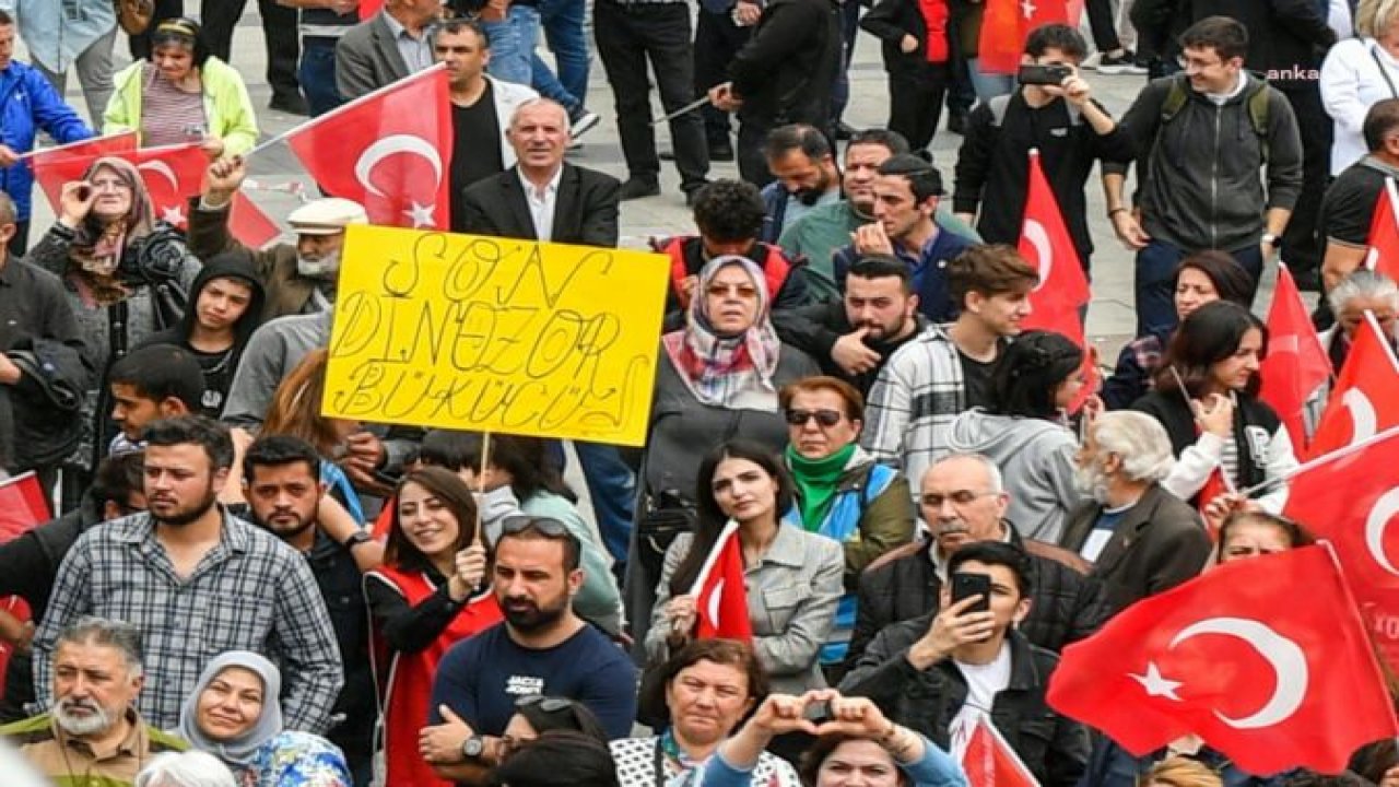 MANSUR YAVAŞ SİNCAN'DA: "BUGÜN AHMET TÜRK ESKİ MARDİN BELEDİYE BAŞKANI NE DİYOR? YİNE ÖCALAN'LA GÖRÜŞMEYE GİTTİLER. KENDİLERİNE OY İSTİYORLAR. KENDİNİZE OY İSTEYİP DE TOPLUMUN YARISINI TERÖRİSTLE SUÇLAMAK NEYİ