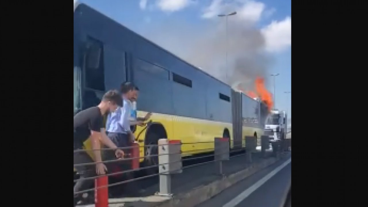 Haliç Köprüsü'nde seyir halindeki metrobüste yangın çıktı