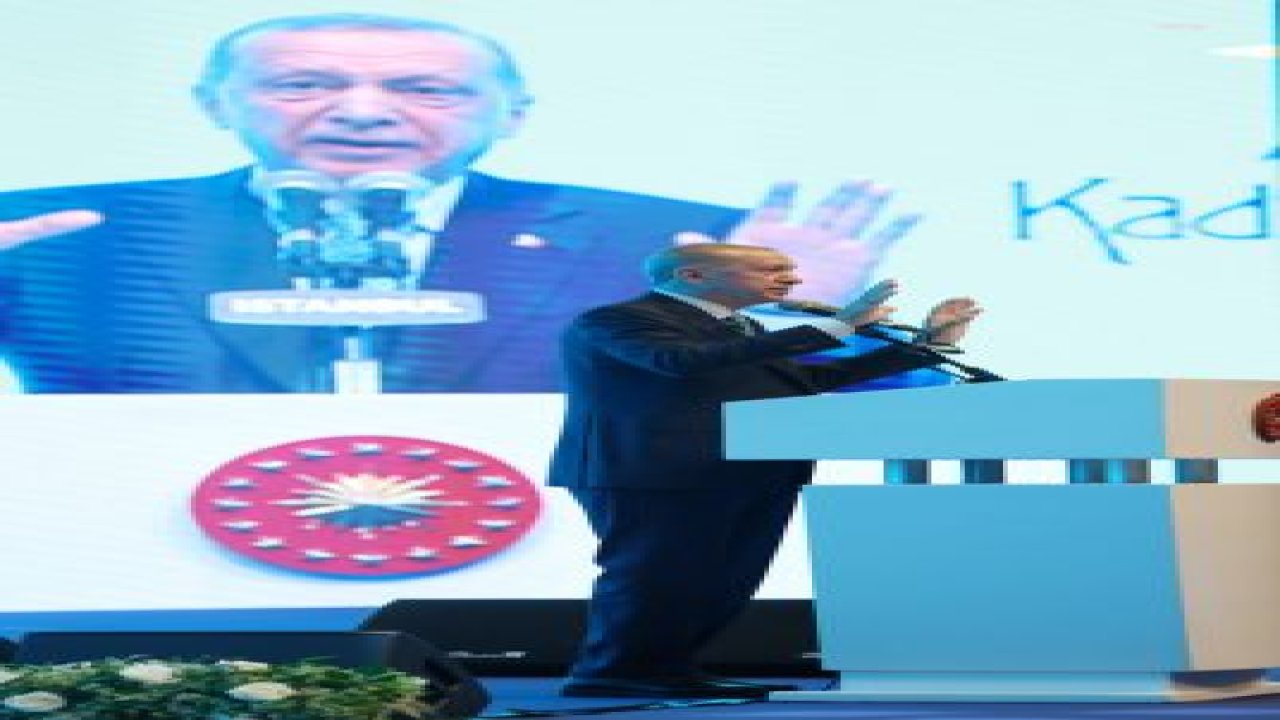 ERDOĞAN: “SEÇİMDEN SONRA ÖNEMLİ OLAN ADIMIMIZ, BİR AN ÖNCE AİLE KURUMUNU GÜÇLÜ BİR KONUMA OTURTMAKTIR. KİM AK, KİM BEYAZ, O DA PARLAMENTODA ORTAYA ÇIKACAK”