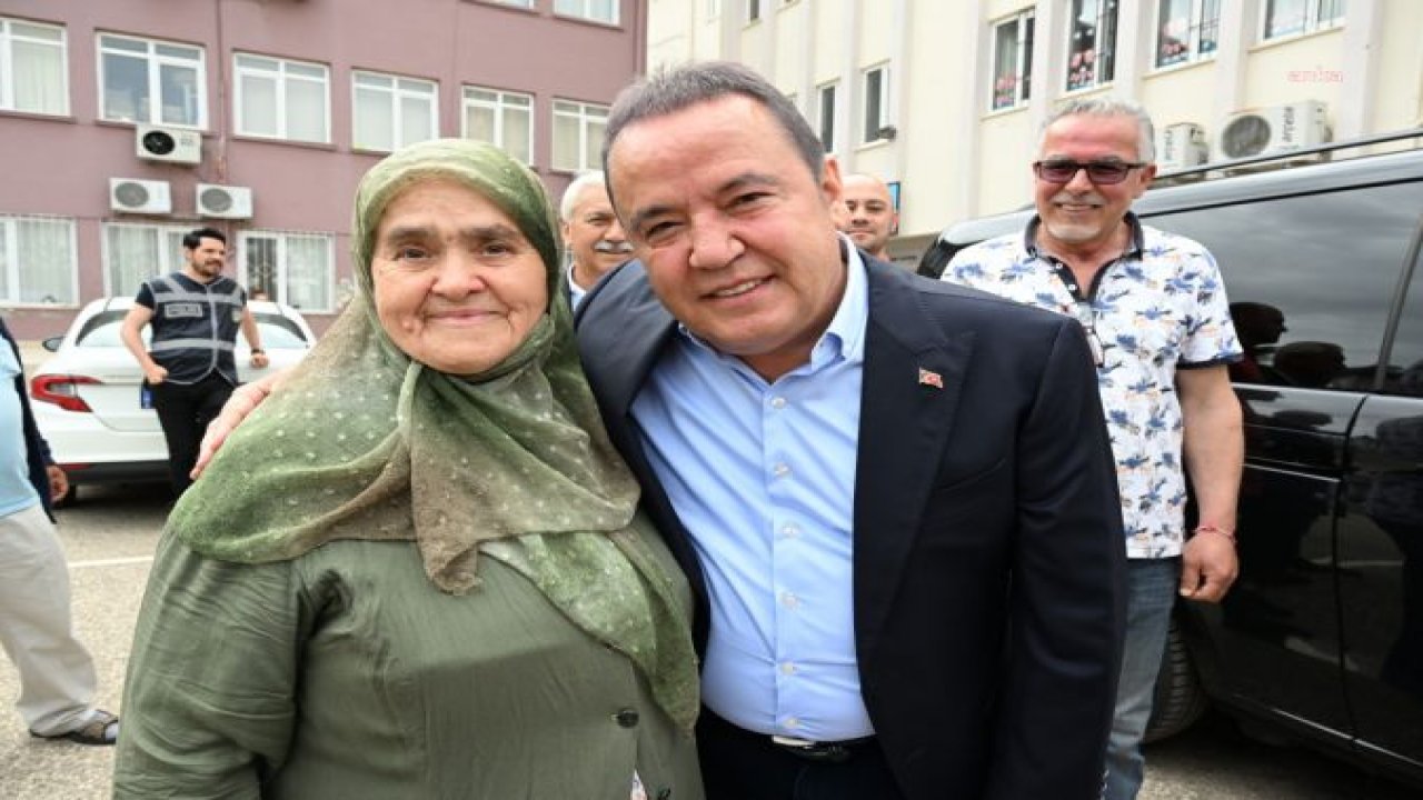 MUHİTTİN BÖCEK: “BÜTÜN VATANDAŞLARIMIZI SANDIĞA, DEMOKRATİK HAKLARINI KULLANMAYA DAVET EDİYORUM"