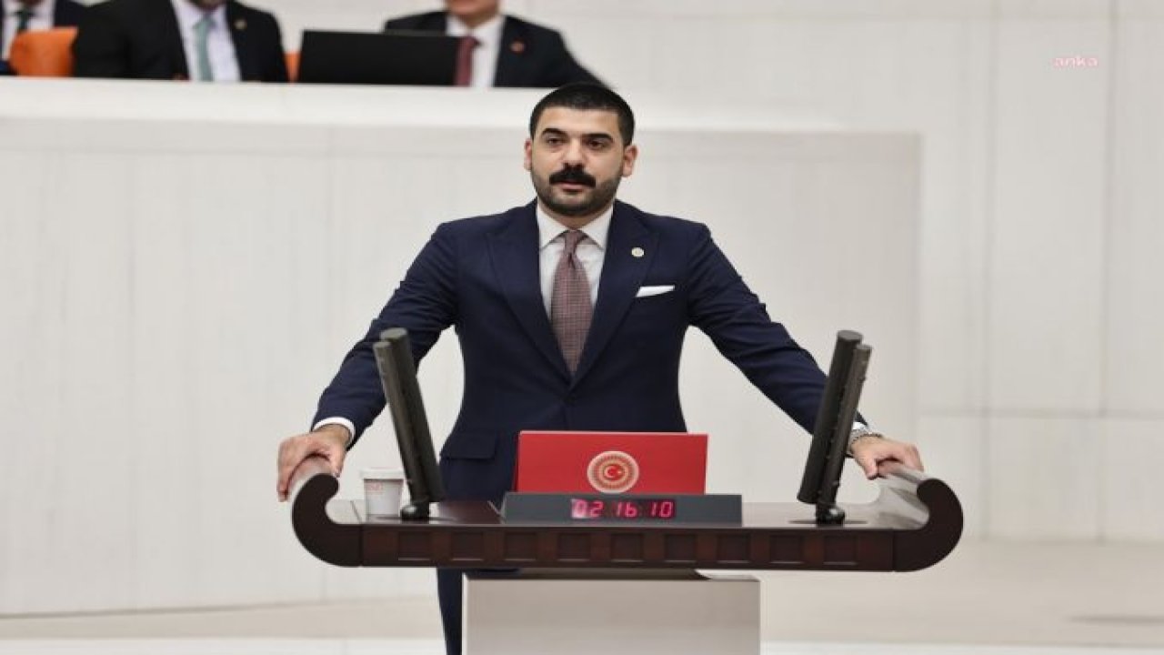 ALİ GÖKÇEK'TEN BAKAN URALOĞLU’NA: “ÖĞRENCİLERE YÖNELİK ÜCRETSİZ İNTERNET HİZMETİNİN SAĞLANMASINA YÖNELİK ÇALIŞMALAR NE AŞAMADADIR”